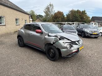 Coche accidentado Nissan Juke 1.6 Tekna AUT REST BPM €400,-!!! 2017/8