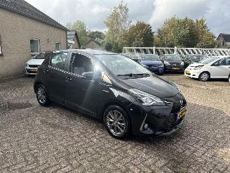 Voiture accidenté Toyota Yaris 1.5 Hybrid Design AUTOMAAT 2017/11