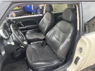 Mini Cooper 1.6 Cooper Pepper AUTOMAAT picture 24