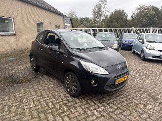 Vaurioauto  passenger cars Ford Ka 1.2 Titanium WEINIG KM NAP 2010/2