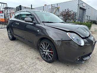 krockskadad bil auto Alfa Romeo MiTo 1.3 JTDm ECO Distinctive 2014/12