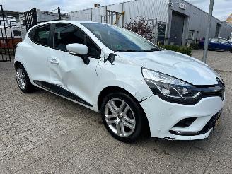 Auto incidentate Renault Clio 1.0 TCe Life 2020/10