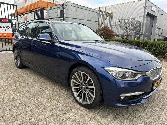 krockskadad bil auto BMW 3-serie 318i Luxury Edition 2018/11