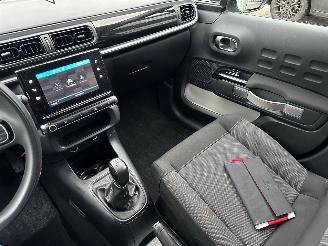 Citroën C3 1.2 PureTech Live picture 10