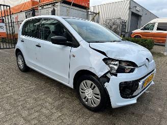 skadebil auto Volkswagen Up! 1.0 take up! BlueMotion 2013/9