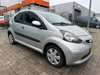 Coche accidentado Toyota Aygo 1.0-12V Comfort 2010/1