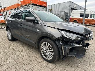 Unfallwagen Opel Grandland X 1.2 Turbo Innovation 2020/9