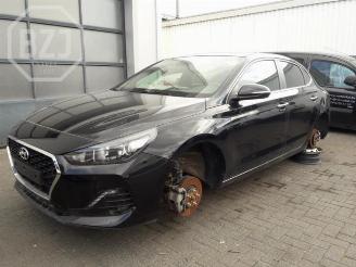 Dezmembrări autoturisme Hyundai I-30 i30 (PDEB5/PDEBB/PDEBD/PDEBE), Hatchback, 2016 1.0 T-GDI 12V 2019