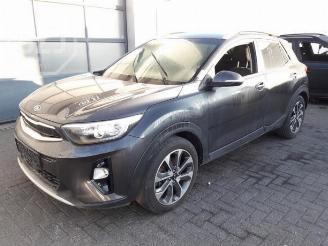 Vrakbiler auto Kia Stonic Stonic (YB), SUV, 2017 1.0i T-GDi 12V 2019/2