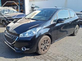 disassembly passenger cars Peugeot 208 208 I (CA/CC/CK/CL), Hatchback, 2012 / 2019 1.2 Vti 12V PureTech 82 2013/4
