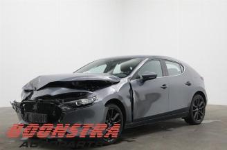demontáž osobní automobily Mazda 3 3 Sport (BP), Hatchback, 2018 2.0 SkyActiv-X M Hybrid 16V 2020/2