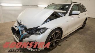 Uttjänta bilar auto BMW 3-serie 3 serie Touring (G21), Combi, 2019 320i 2.0 TwinPower Turbo 16V 2021/11