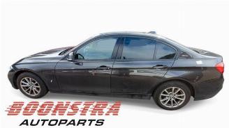 Coche siniestrado BMW 3-serie 3 serie (F30), Sedan, 2011 / 2018 330e 2017/12