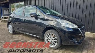 Peugeot 208 208 I (CA/CC/CK/CL), Hatchback, 2012 / 2019 1.0 Vti 12V PureTech picture 2