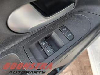 Volkswagen Up! Up! (121), Hatchback, 2011 1.0 12V 60 picture 13