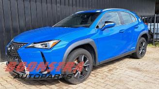 Salvage car Lexus UX UX, SUV, 2019 250h 2.0 16V 2022/6