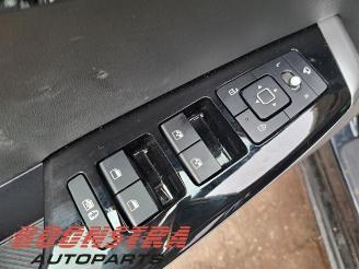 Kia EV6 EV6 (CV), Hatchback, 2021 77.4 kWh RWD picture 16