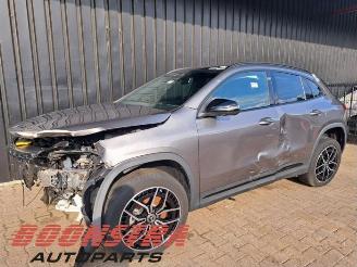 Coche siniestrado Mercedes EQA EQA (N243), SUV, 2021 250+ 71 kWh 2023/9
