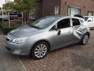 Avarii autoturisme Opel Astra 1.4 Turbo cosmo 2012/3