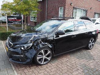 Coche accidentado Peugeot 308 1.2 PureTech Blue Lease GT 2021/1