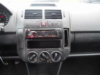 Volkswagen Polo 1.2-12V picture 14