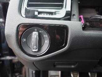 Volkswagen Golf 1.0 TSI Trendline picture 20