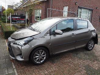 Auto incidentate Toyota Yaris 1.5 VVT-i Executive Automaat 2017/12