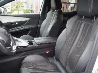 Peugeot 3008 1.6 Hybrid 225 GT picture 32