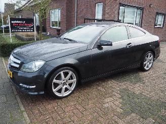 Damaged car Mercedes C-klasse 180 Coupe Amg Line Motorschaden 2015/2