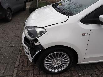 Volkswagen Up! 1.0 High Up! BlueMotion picture 8