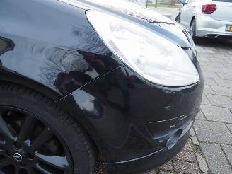 Opel Corsa 1.4-16V Opc-Line picture 8