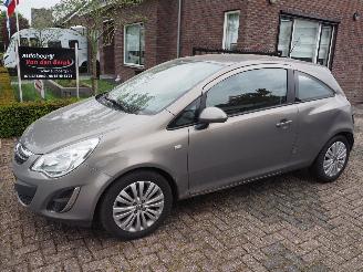 Auto incidentate Opel Corsa 1.4 16v Cosmo 2011/11