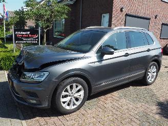 škoda osobní automobily Volkswagen Tiguan 1.4 TSI Act Highline DSG 2018/1