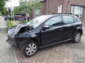 Schadeauto Volkswagen Polo 1.2 Tsi Comfortline 2011/11