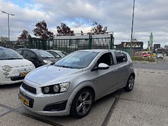 Vaurioauto  passenger cars Chevrolet Aveo 1.3 DIESEL AIRCO 2012/6