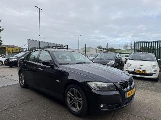 BMW 3-serie 320i 125KW AIRCO SEDAN picture 3