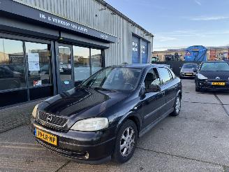 Damaged car Opel Astra 1.6 AIRCO 5-DEURS 2003/4