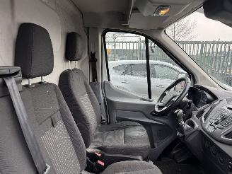 Ford Transit 2.2 TDCI 92KW L2H2 AIRCO picture 12