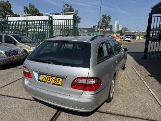 Mercedes E-klasse E240 AUTOMAAT picture 4