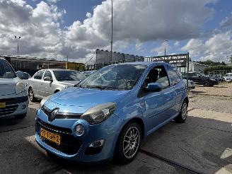skadebil auto Renault Twingo 1.2 16V AIRCO 2012/1