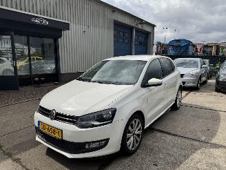 skadebil auto Volkswagen Polo 1.2 12V AIRCO 5-DEURS 2011/2