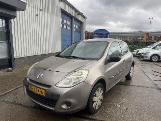  Renault Clio 1.2 TCE AIRCO 101 PK 2010/3