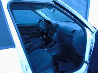 Skoda Fabia Fabia II Combi, Combi 5-drs, 2007 / 2015 1.2 TDI 12V Greenline picture 4