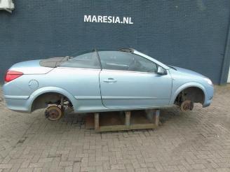 Salvage car Opel Astra Astra H Twin Top (L67), Cabrio, 2005 / 2010 1.8 16V 2008/9