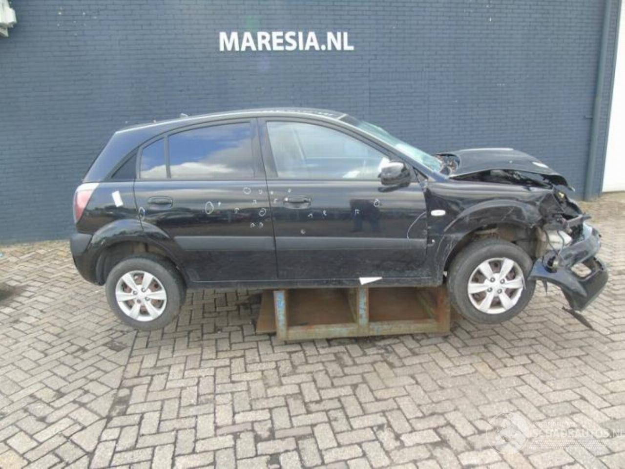 Kia Rio Rio II (DE), Hatchback, 2005 / 2011 1.4 16V