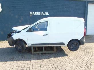 Vrakbiler auto Renault Express Express, Van, 2021 1.5 dCi 95 2023/10