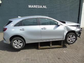 Autoverwertung Kia Cee d  2024/3