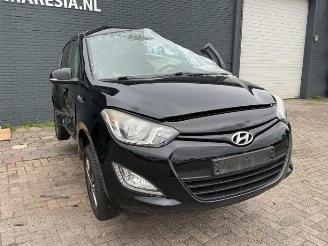 Salvage car Hyundai I-20 i20, Hatchback, 2008 / 2015 1.2i 16V 2015/4