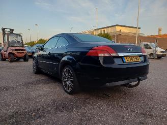 Ford Focus 1.6-16V TREND picture 3