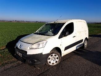 Sloop bestelwagen Peugeot Partner 1.6 hdi 2012/1